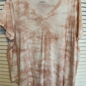 Old Navy Brown and White Oversized T-Shirt